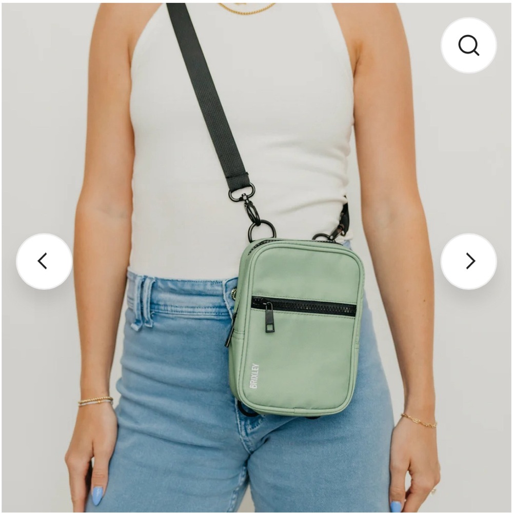 Brixley Crossbody Bag in Sage🌿